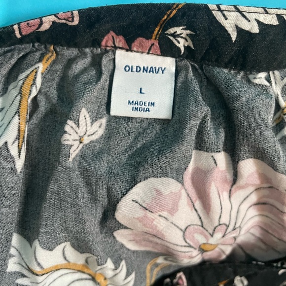 Button up flower shirt - Picture 4 of 5